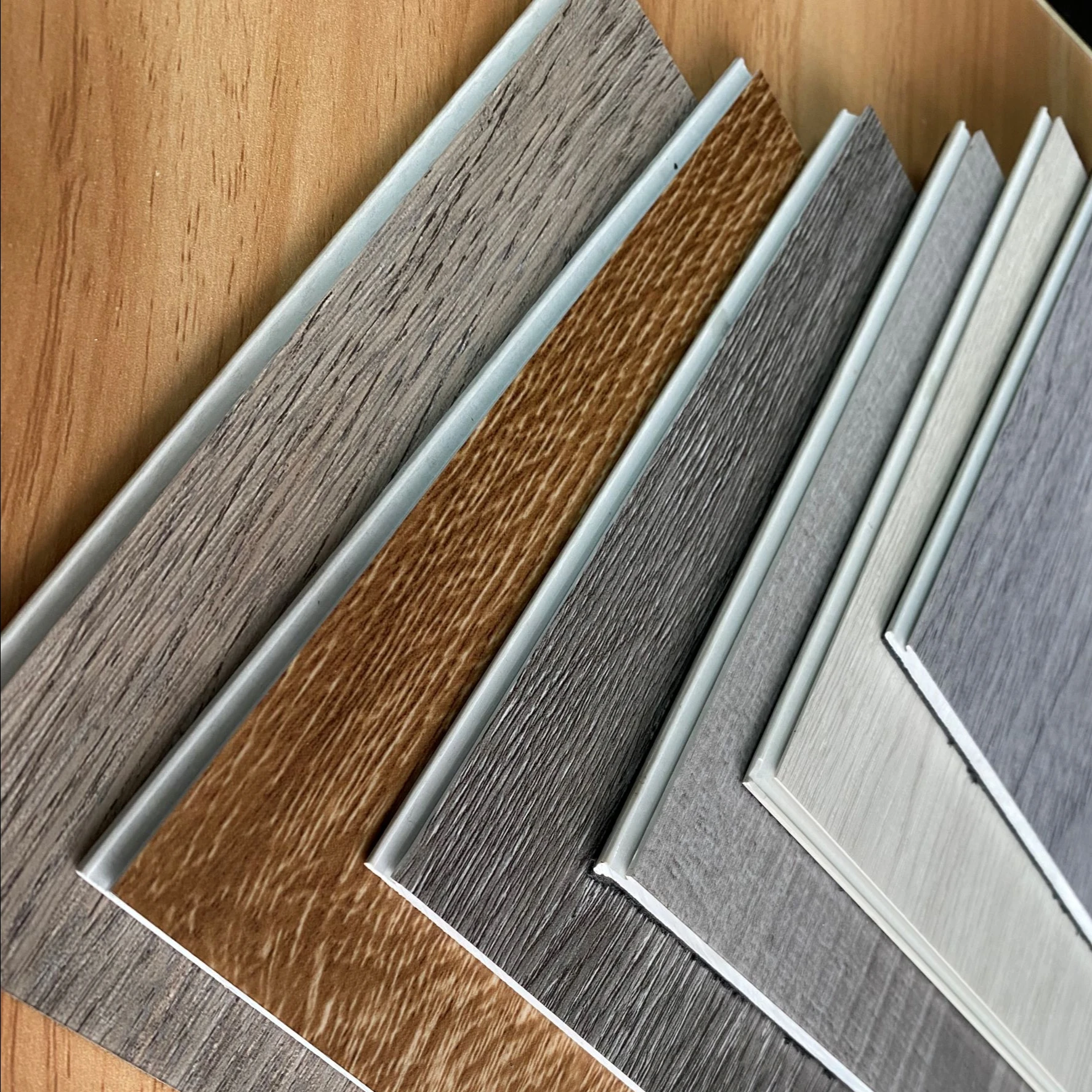 4mm 5mm 6mm Best factory of vinyl flooring wood look interlocking pvc floor tile