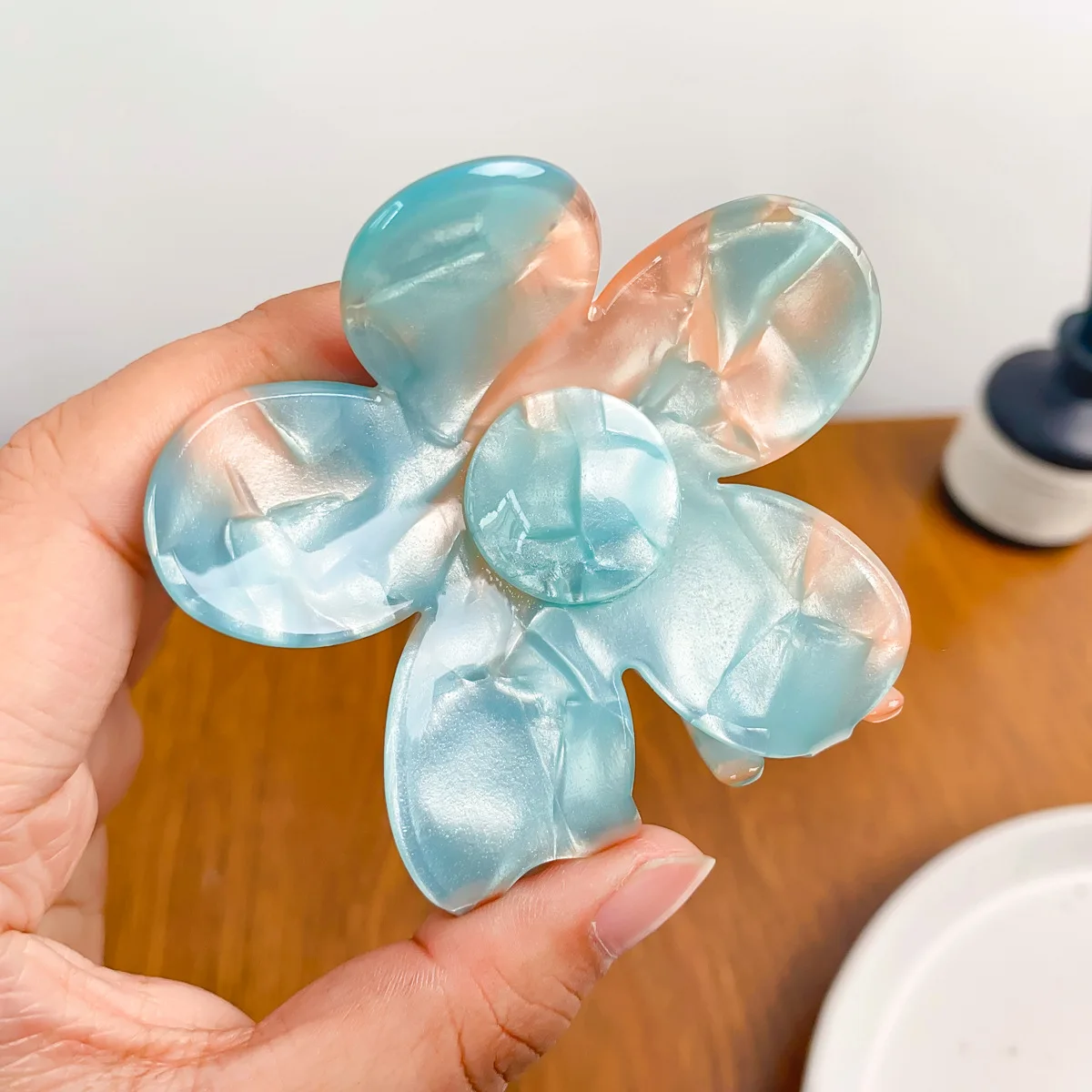 SongMay Retro flower clip Korean version of  Acrylic hair clip back of the head disk hair large shark clip hair accessories