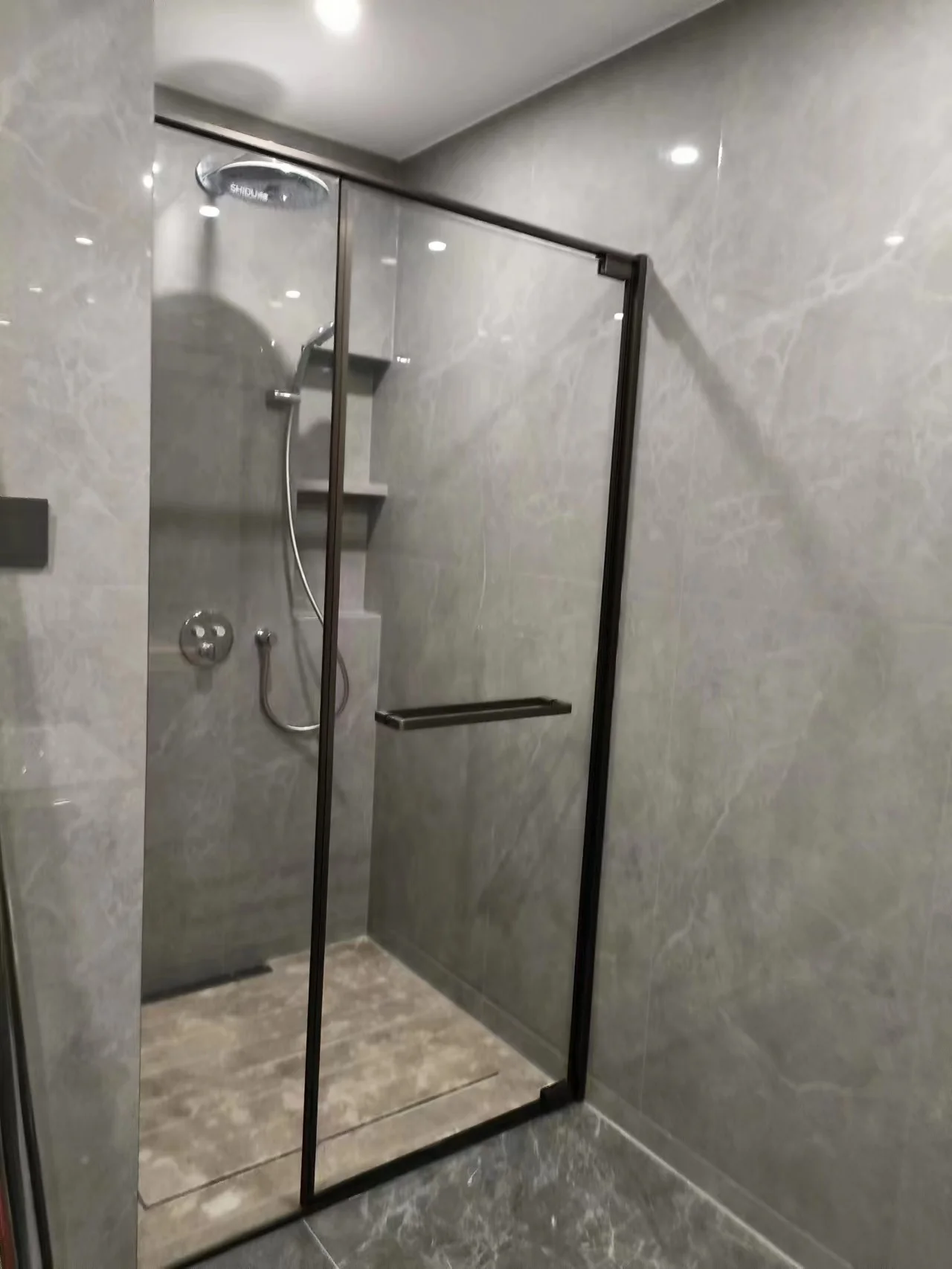 Glasswindow aluminum bathroom door bifold doors aluminium folding outward casement windows house