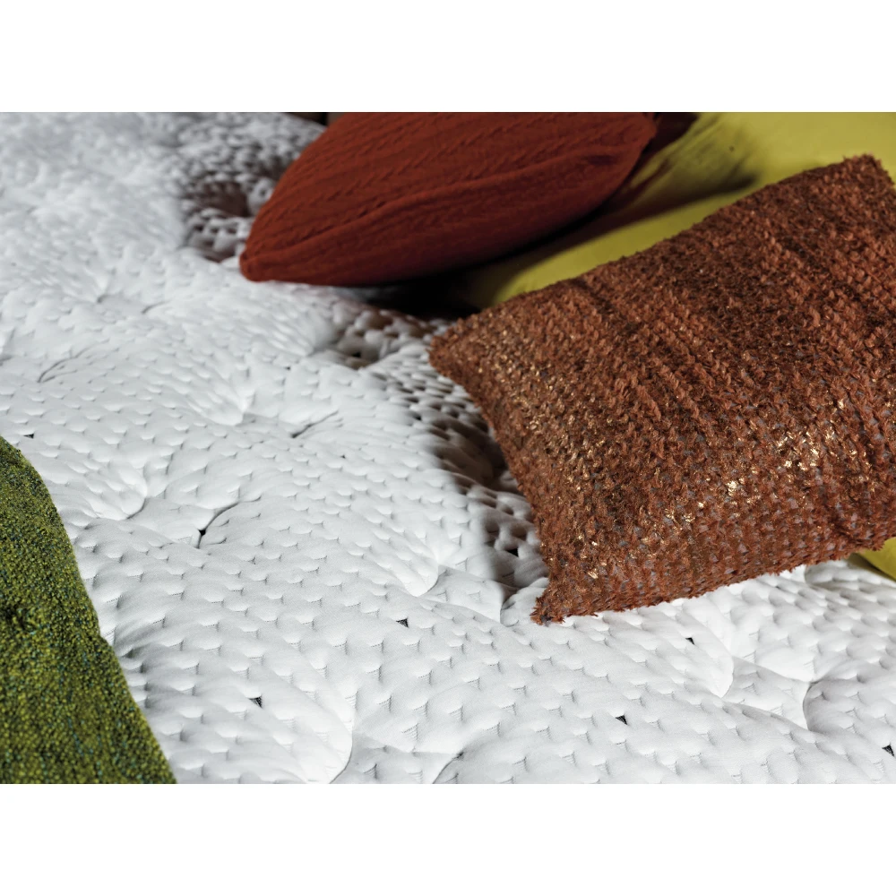 
Adjustable Chesterfield Box Spring Set Wooden Bedroom Furniture 