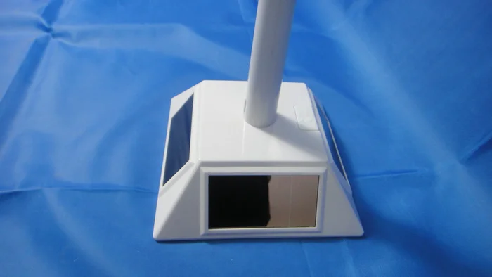 Новая игрушка-ветряная мельница на солнечной батарее