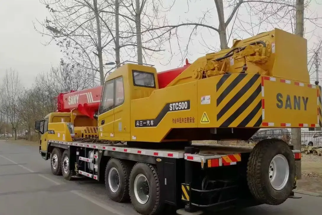 Хорошая цена распродажа 50 тонн Подержанный автокран Sany Stc500 гидравлический мобильный кран