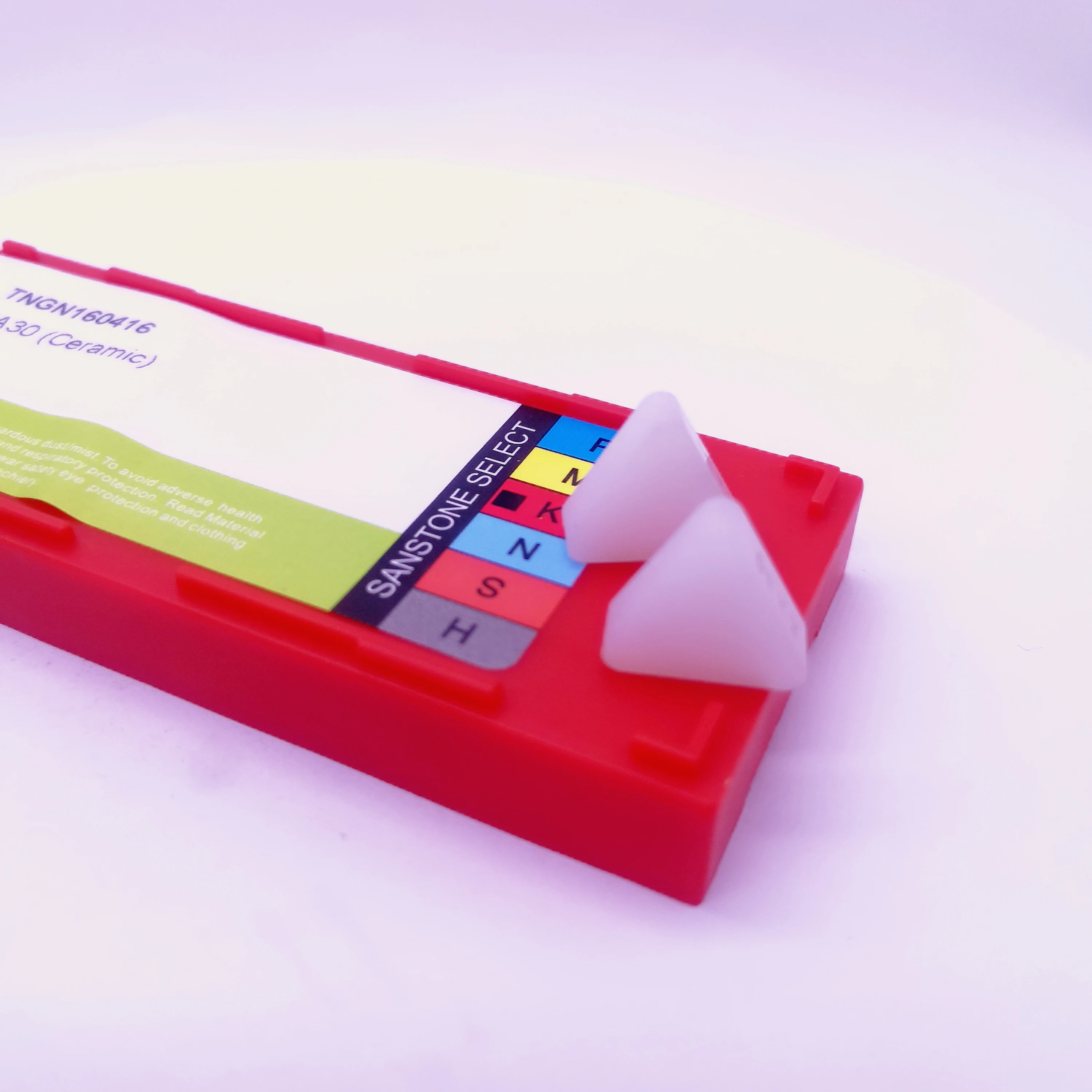 TNGN160416 Ceramic Inserts High Hardness TNGN160416 KA30 White Ceramic Blade For Cast Iron Processing