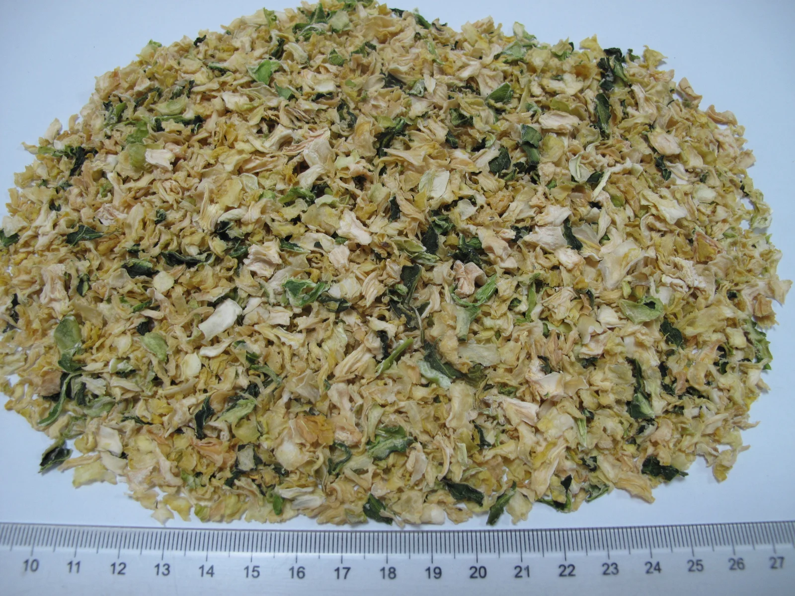 Air Dried Dehydrated yellow white Cabbage Flakes chinese cabbage