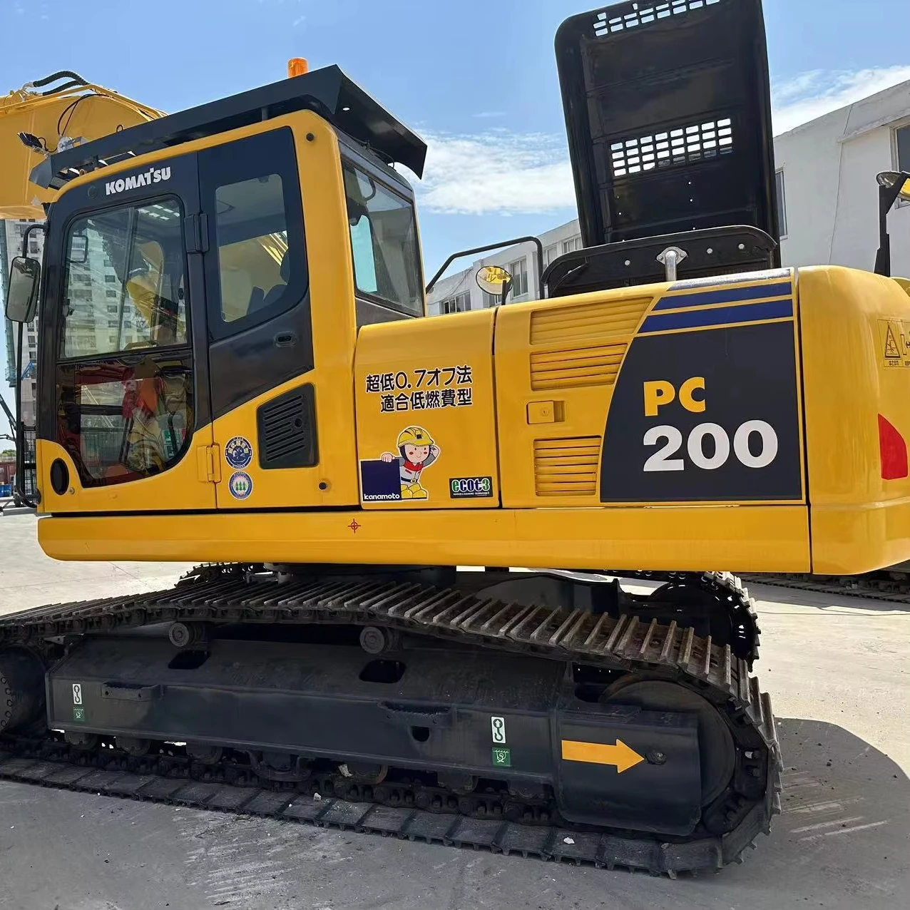 Used Komatsu pc200-7 pc200-8 hydraulic Crawler excavators 20 Ton digger machine komatsu PC220 excavators for sale