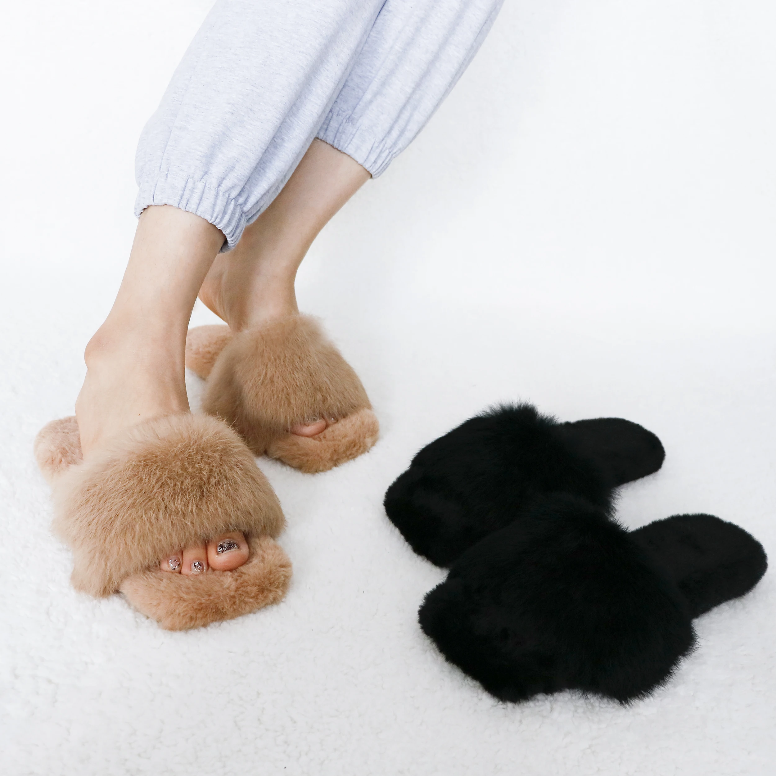 Wholesale Outdoor Plush Open Toe Flat Sandale Femme