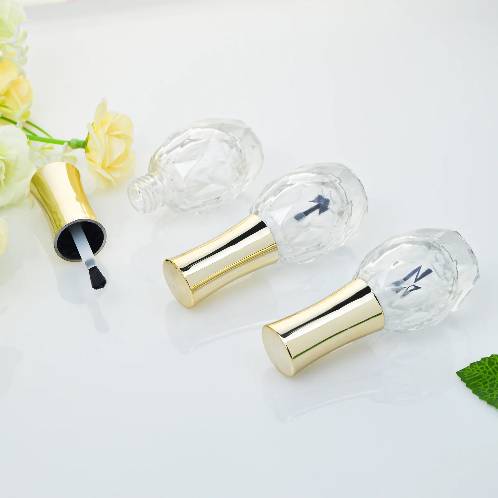 custom 8ml 10ml empty clear nail polish bottle mini translucent round nail lacquer oil liquid varnish glass bottle factory