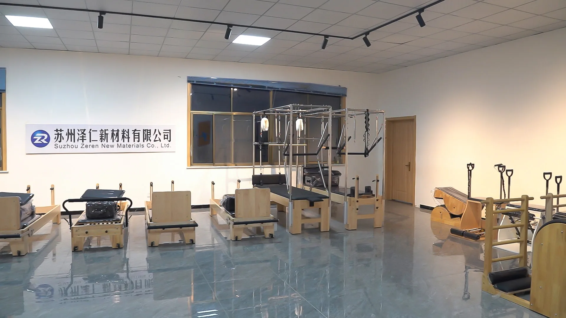 Gym Exercise Center Wooden Cadillac Wood Fitness Equipment Trapeze Reformer Beech Pilates