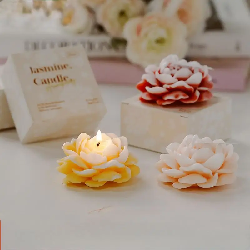 Handmade Exquisite Jasmine Flower Aromatherapy Candle Bean Wax and Paraffin for Christmas and Easter