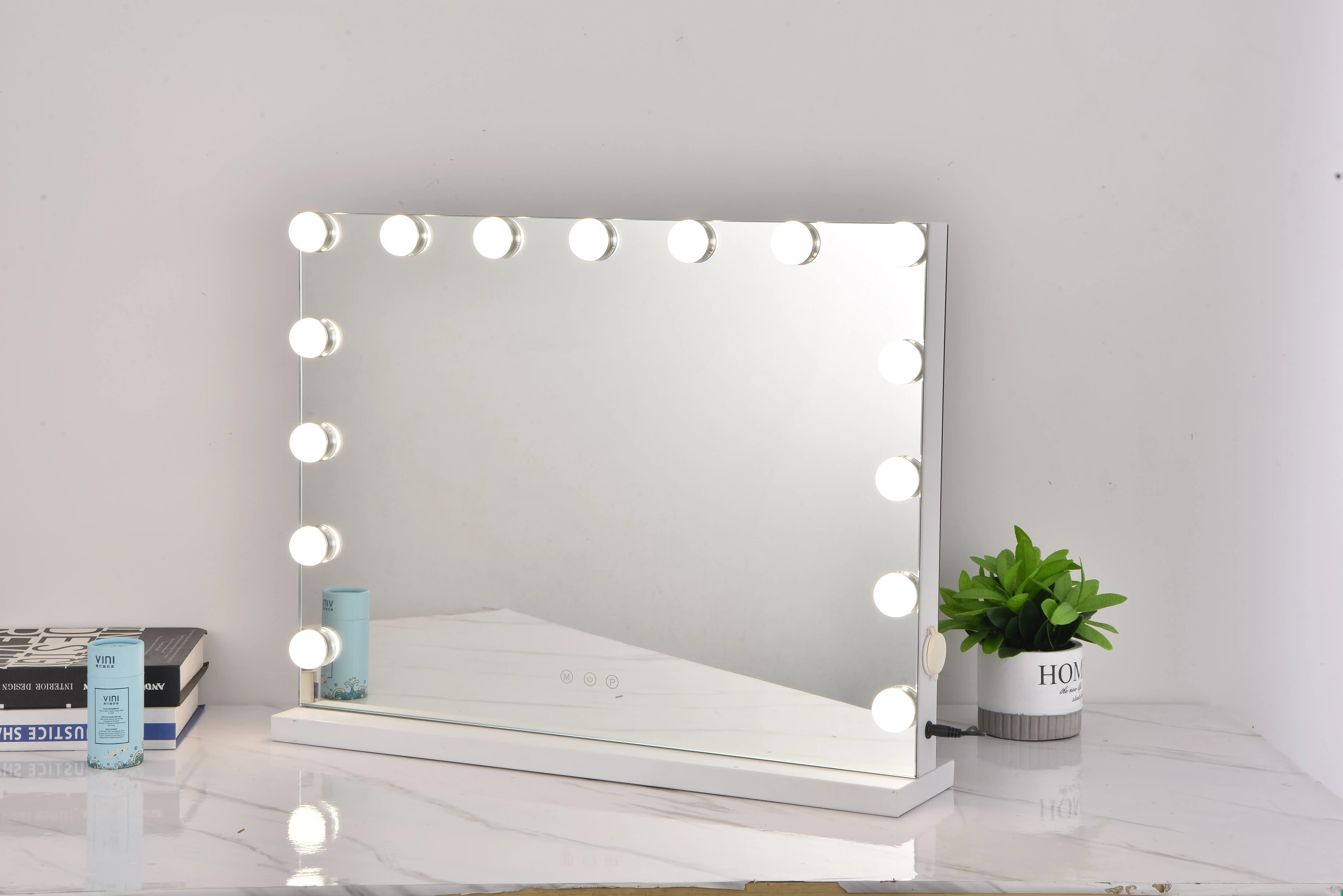 Hot Sale 58*45.5cm Classic Black Led Vanity Table Mirror Rectangular Hollywood Beauty Mirror for Hairdresser