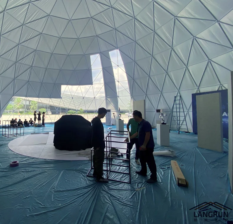 Langrun Wholesale Luxury Comfort Waterproof Hemispherical Dome Tent Steel Tube Prefabricated Geodesic Glamping Dome Yurt Tents