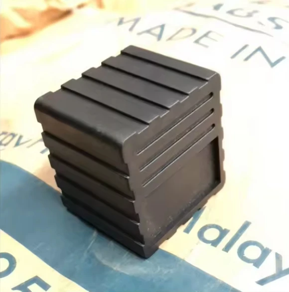 38*38mm Fitness Equipment Accessories PVC Inclined Foot Cover Plastic Anti-slip Protector End Cover