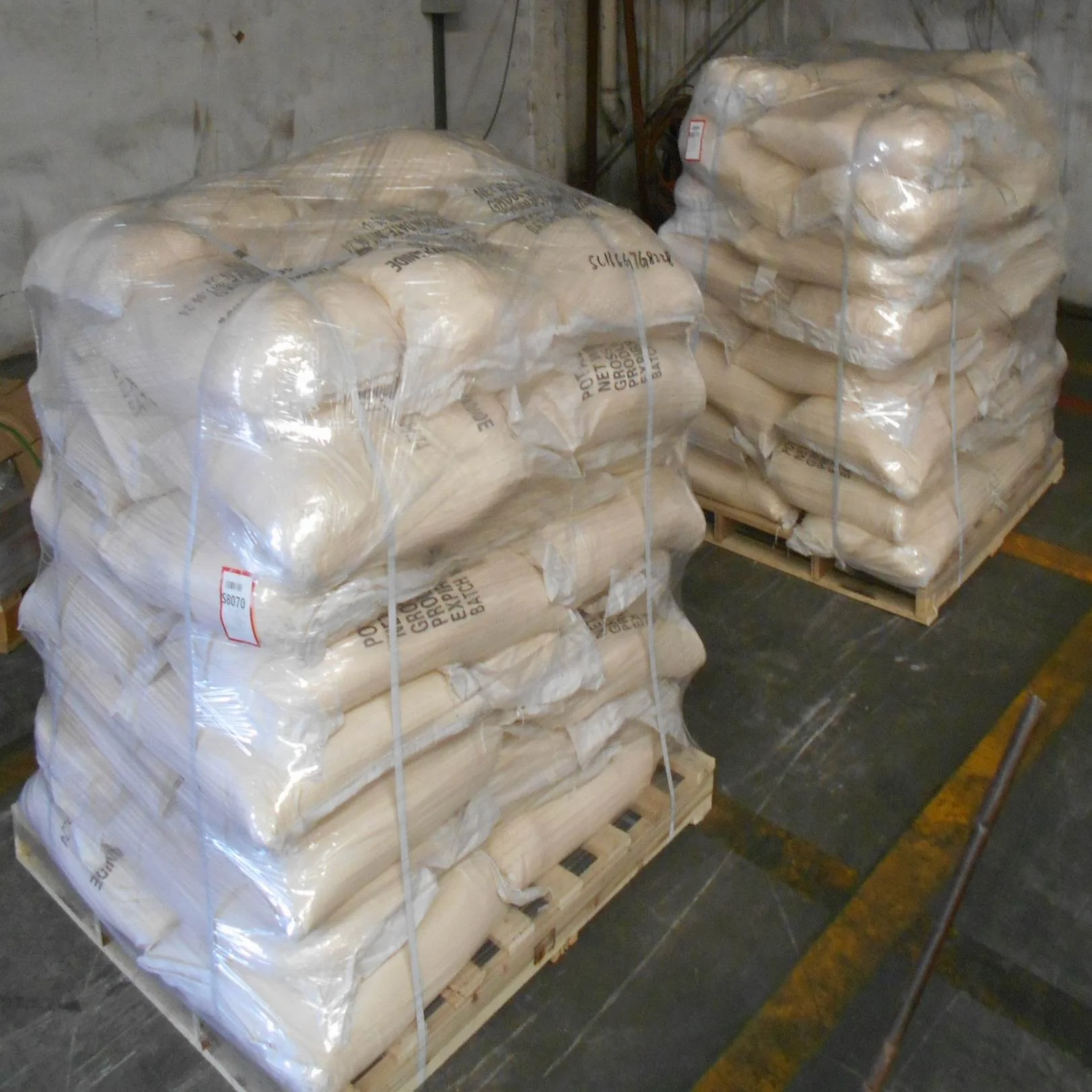 
99.5% sodium ferrocyanide decahydrate used for bleaching, toning, and fixing 