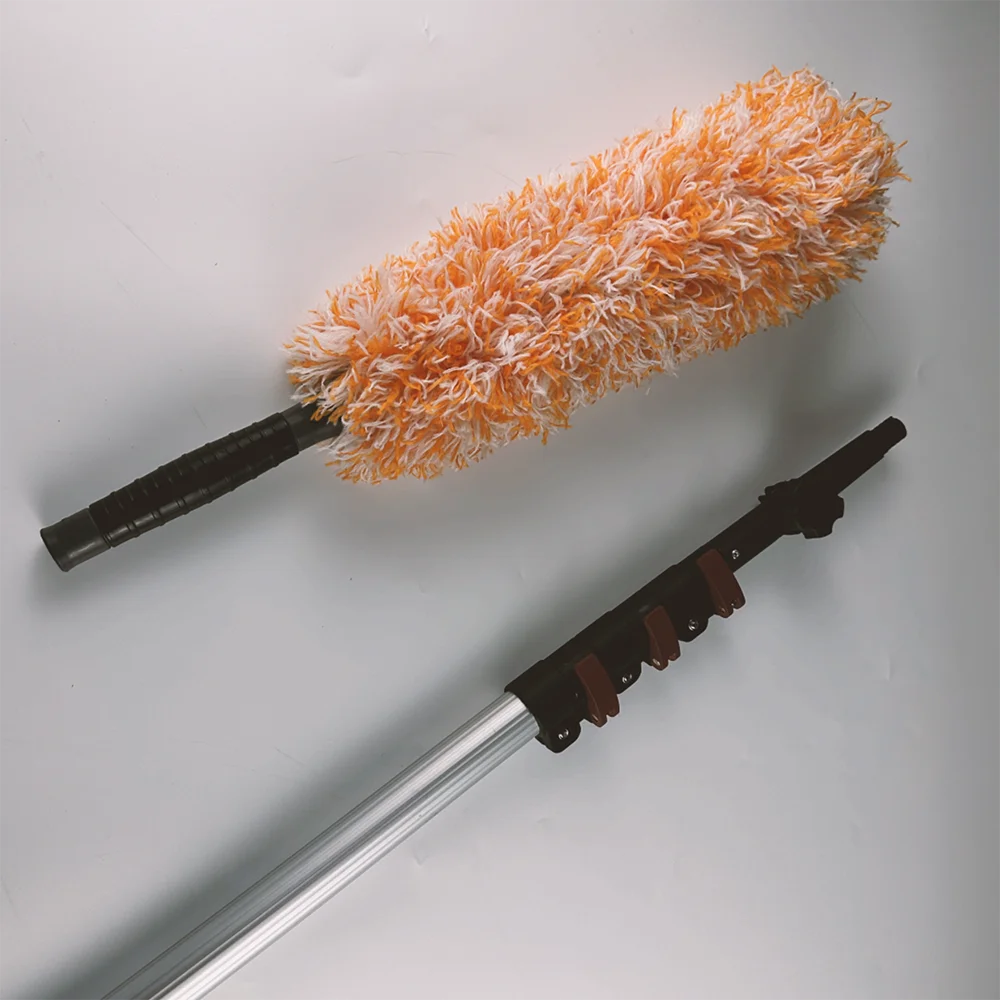 Yellow Fluffy Micro Fiber Chenille Feather Duster with 1.5-4.8 Meter 4 Sections Light Weight Aluminum High Reach Telescopic Pole