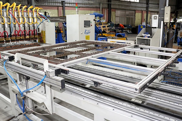 Best Price Welding Wire Mesh Fence Machine,Reinforcing full automatic stainless steel welded wire mesh