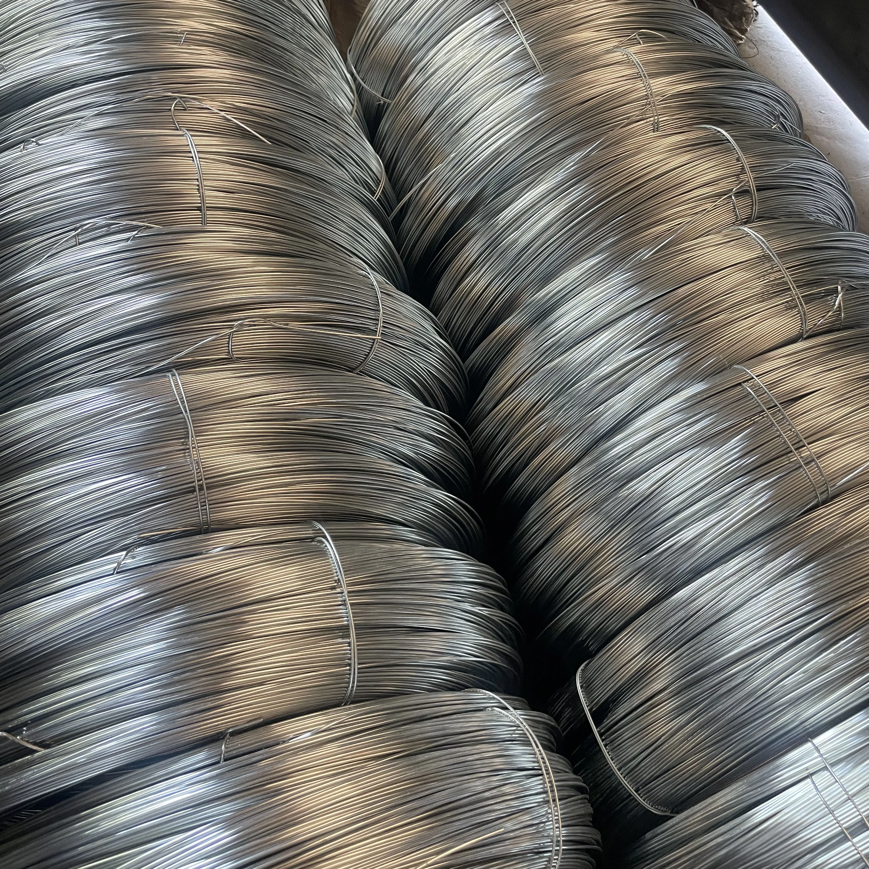 China Factory Hot Dip Galvanized Wire Galvanized Rope Galvanized Wire 25mm 27mm 34mm For Fence PVC Coated Galvanized Wire