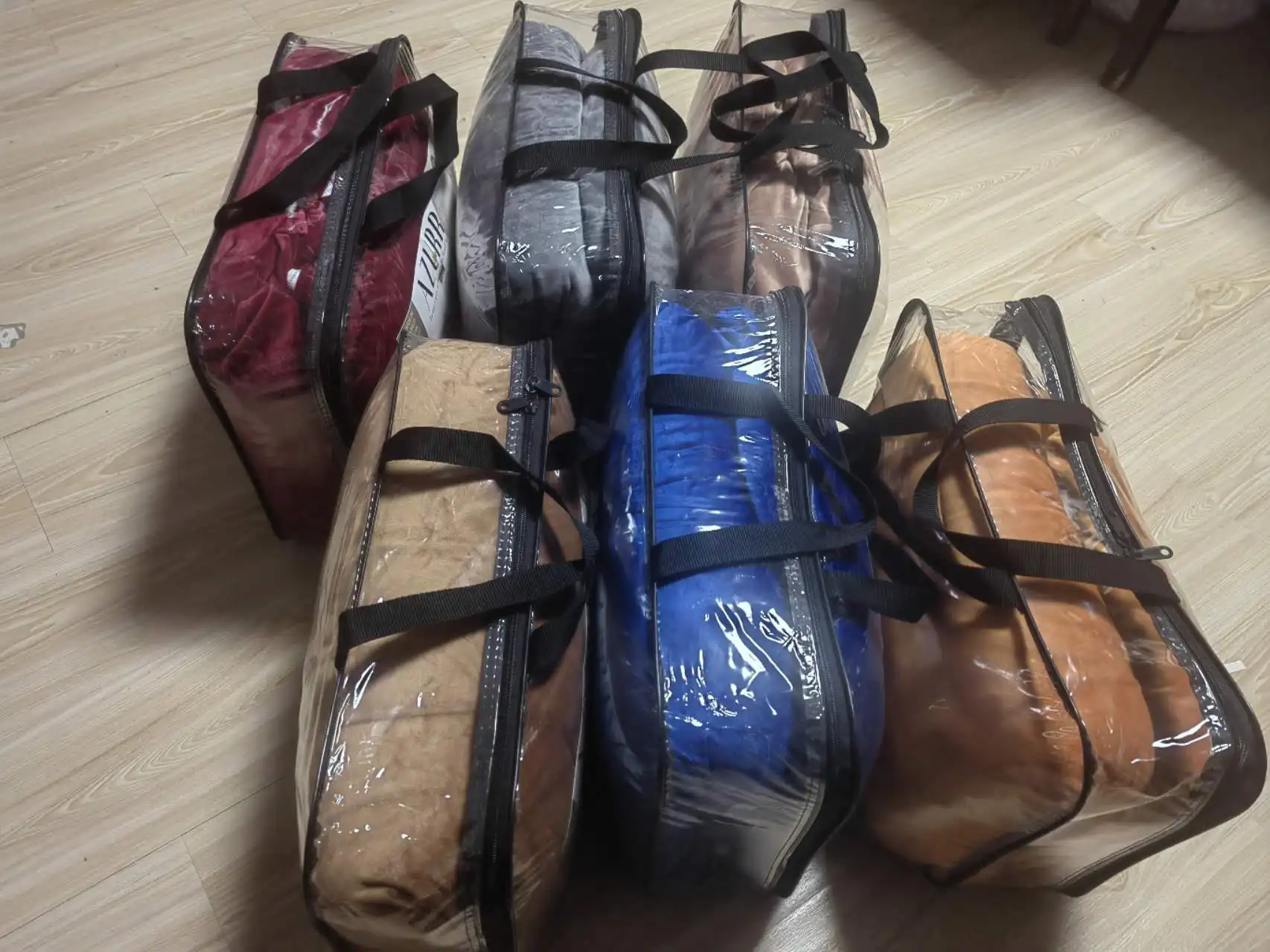 Эластичные чехлы для диванов