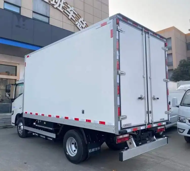 Автомобиль Geely известных брендов в Китае 4x2 Электрический фургон Ev