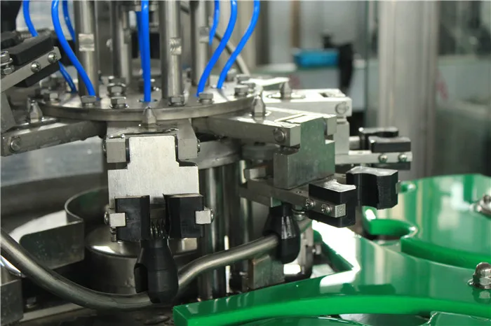 3 in 1 automatic glass bottle vodka wisky beer alcohol filling machine/manufacturing plant/production line