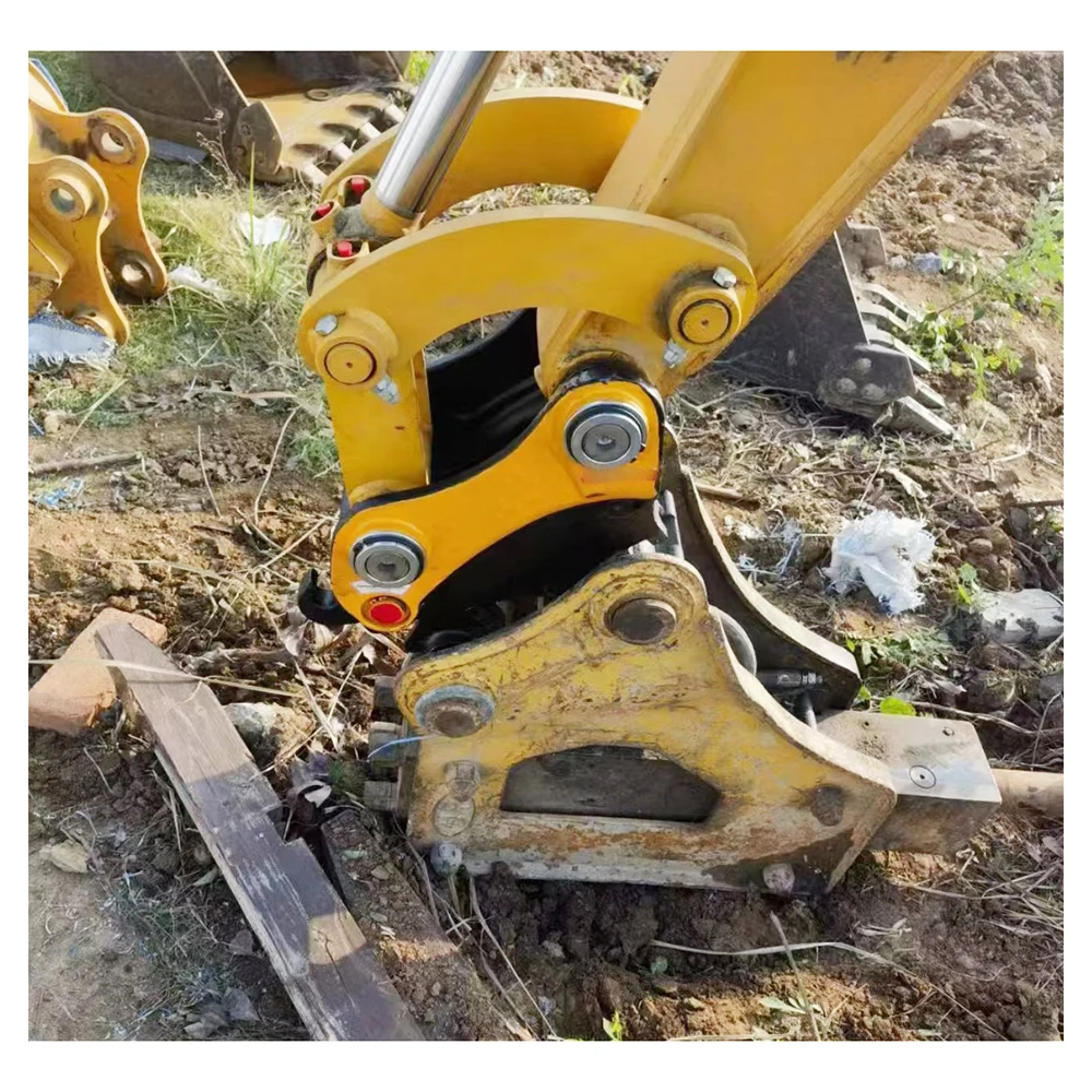 K907 3CX Excavator Manual Quick Hitch Coupler Rototilt Hitch Quick Coupler for Excavator