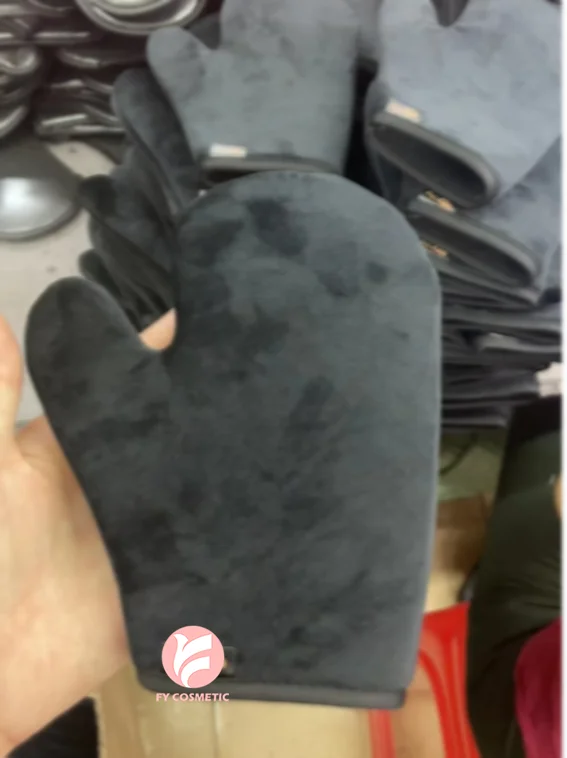 Streak-Free Reusable Even Application Body Self Tanning Mitt Body Lotion Tanning Cream Applicator Glove with Thumb
