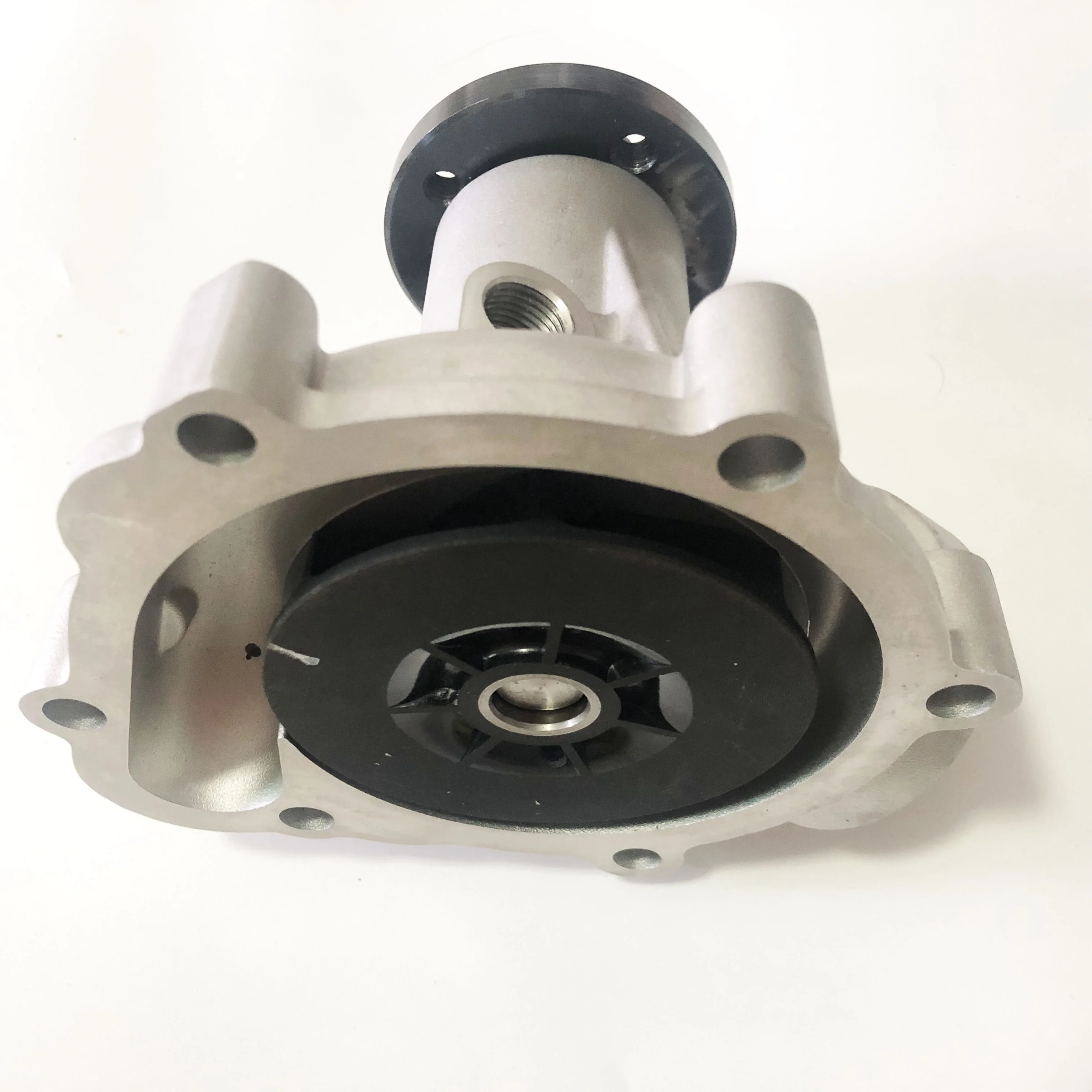 
Deutz BF4M2012 BF6M2012 water pump 02931946 