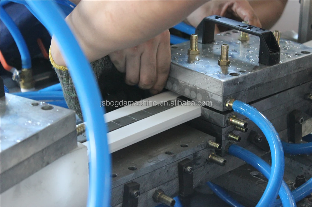 White PVC Open Slot Cable Tray Plastic Trunking Extrusion Production Line