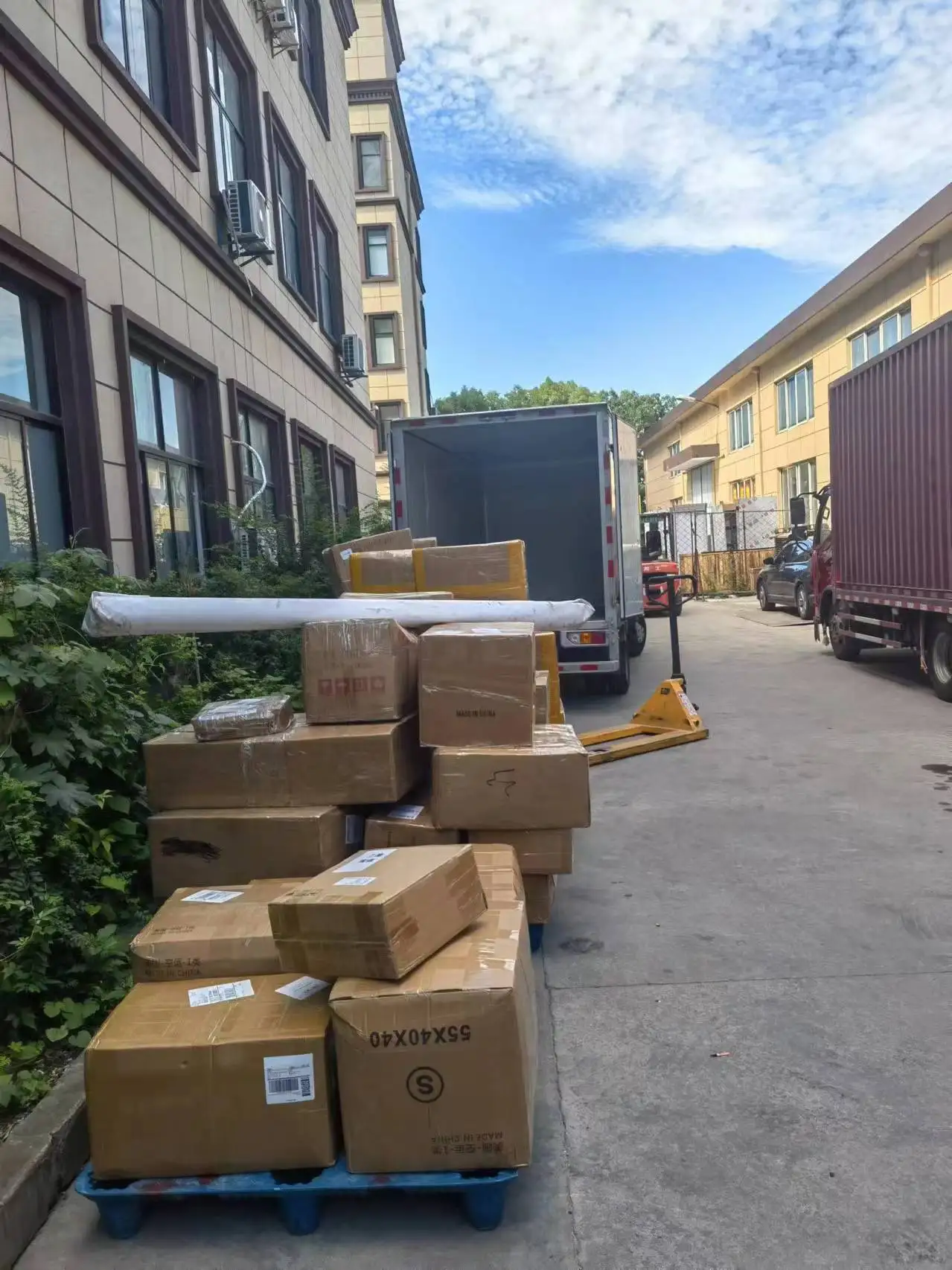 International express delivery DHL FedEx UPS to Macau, Vietnam, Mongolia, Brunei, Cambodia, Guam, Laos, United States