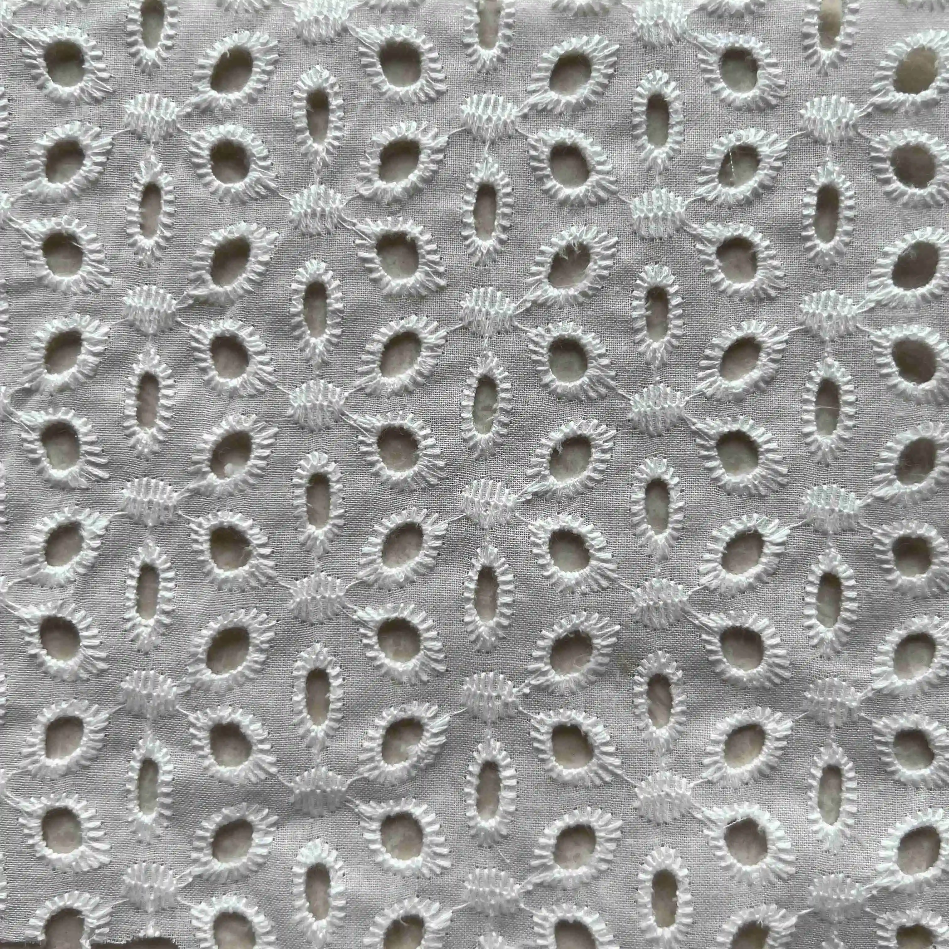 China textile white scallop eyelet beautiful pattern 100 cotton bridal lace embroidery fabrics for women