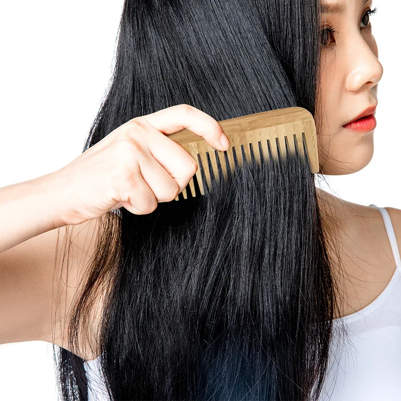 Private Label Top-rated Anti-static Natural Handmade Bamboo Wood Wide Tooth Comb Scalp Massage Curly Hair Comb For Home Use