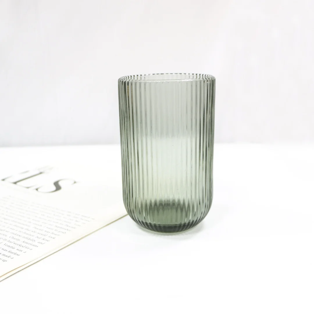 Factory Wholesale Vintage Glass Goblet Retro Glassware Wine Goblet Wine Cup Glass Goblet for Beverage Wine