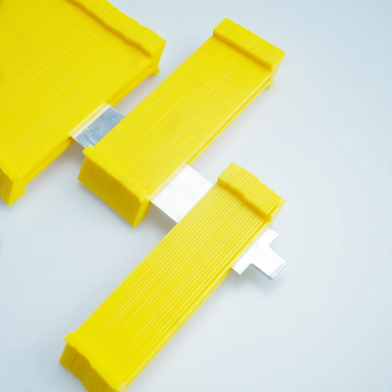 
Factory Amazon hot sale Plastic Widen Contour Gauge With Metal Lock shape contour duplicator gaugue 