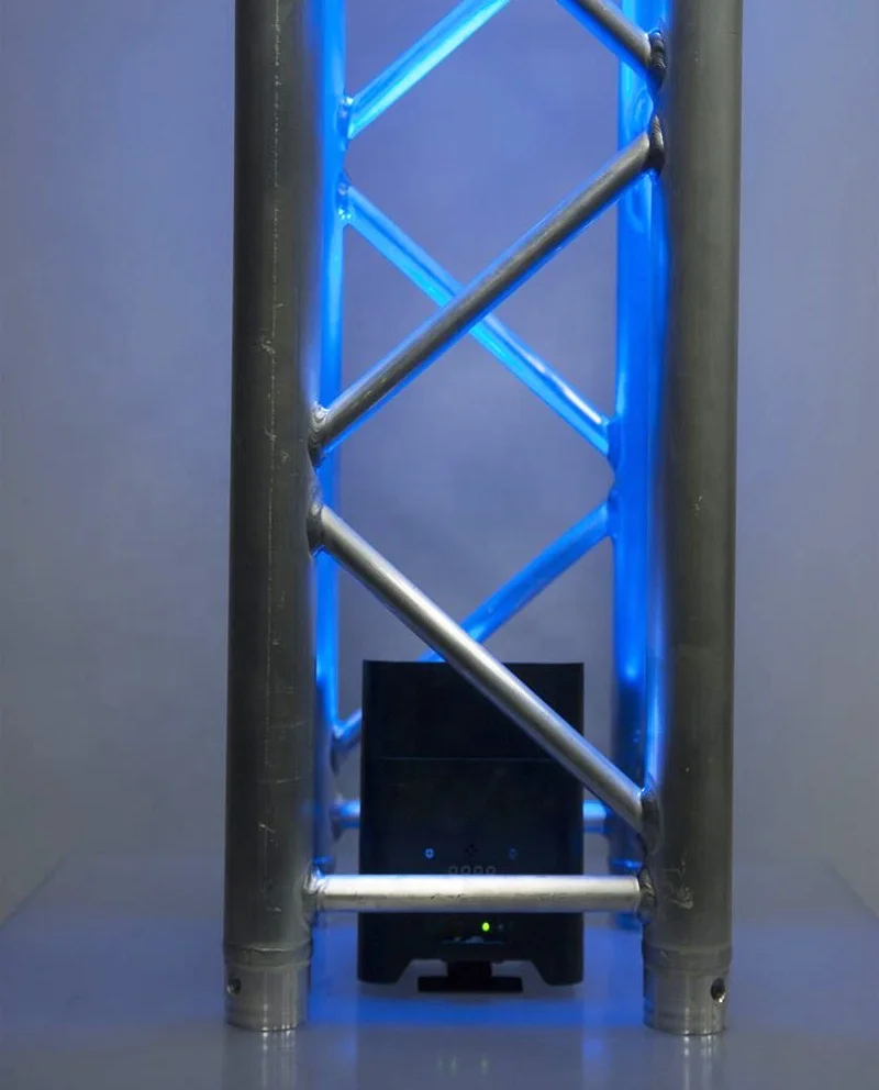 Сенсорный дисплей Wifi App Питание от батареи Par 4X18W 4 Led