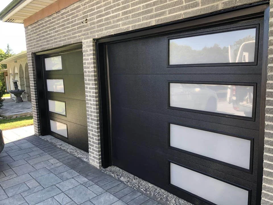 Wholesale Price House Villa Exterior Garage Doors Design Automatic Steel Plate Overhead Insulated Sectional Garage Door