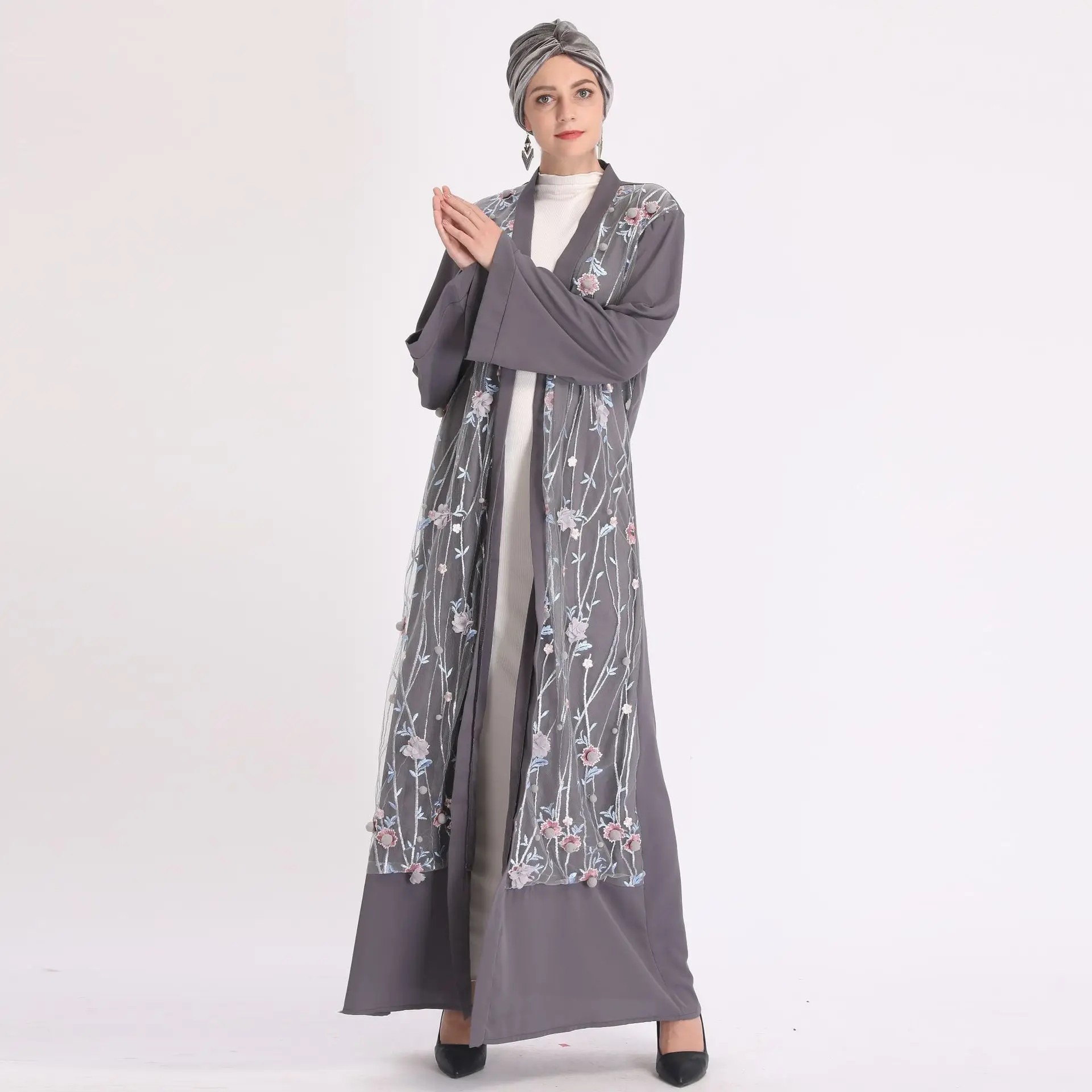 Wholesale Flower Embroidered Islamic Clothing Middle East Dubai Turkish Design Long Muslim Dress Kaftan Abaya For Women