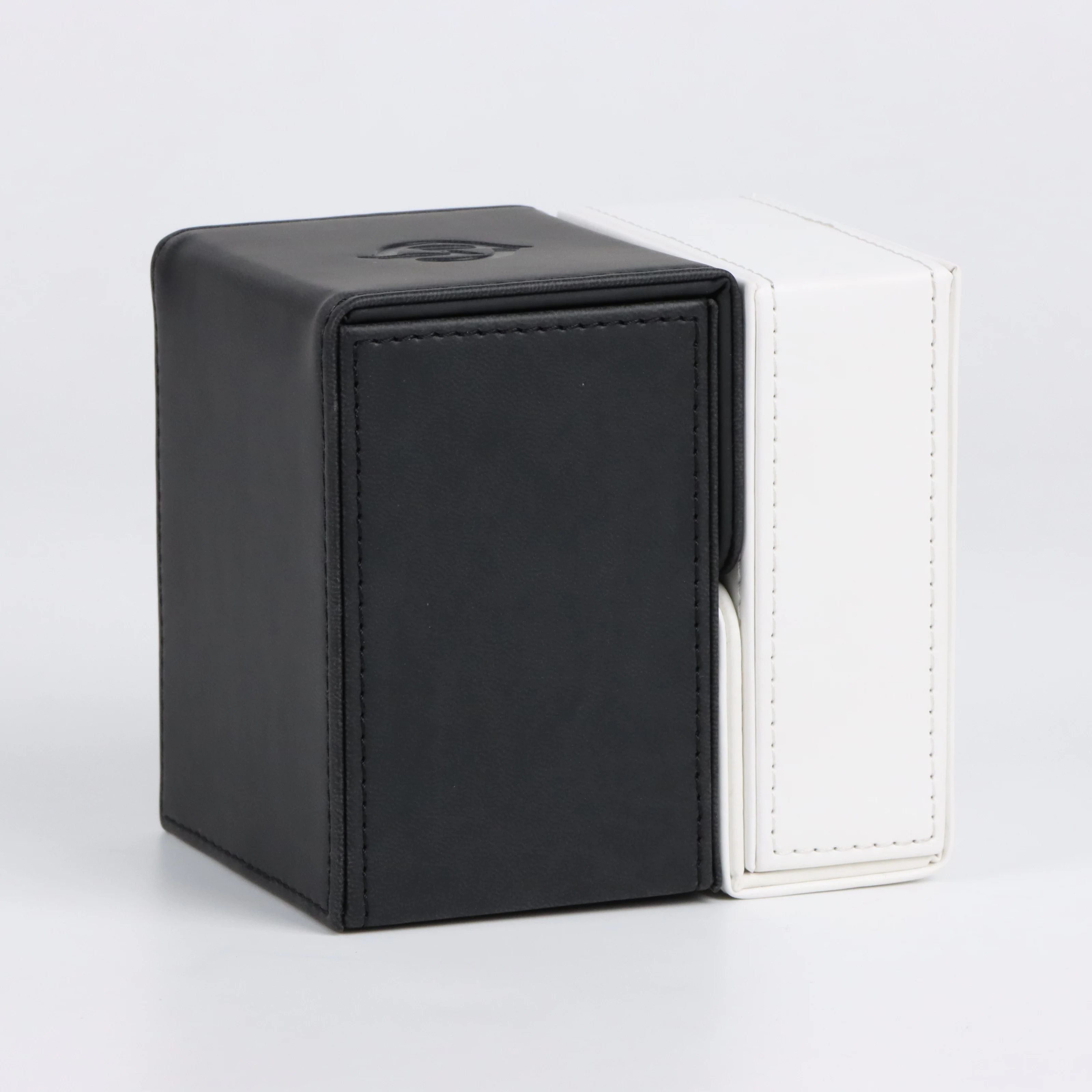 Custom PU Leather Card Deck Boxes Trading Card Storage Tcg Deck Box Leather Deck Box Board Card Case Leather