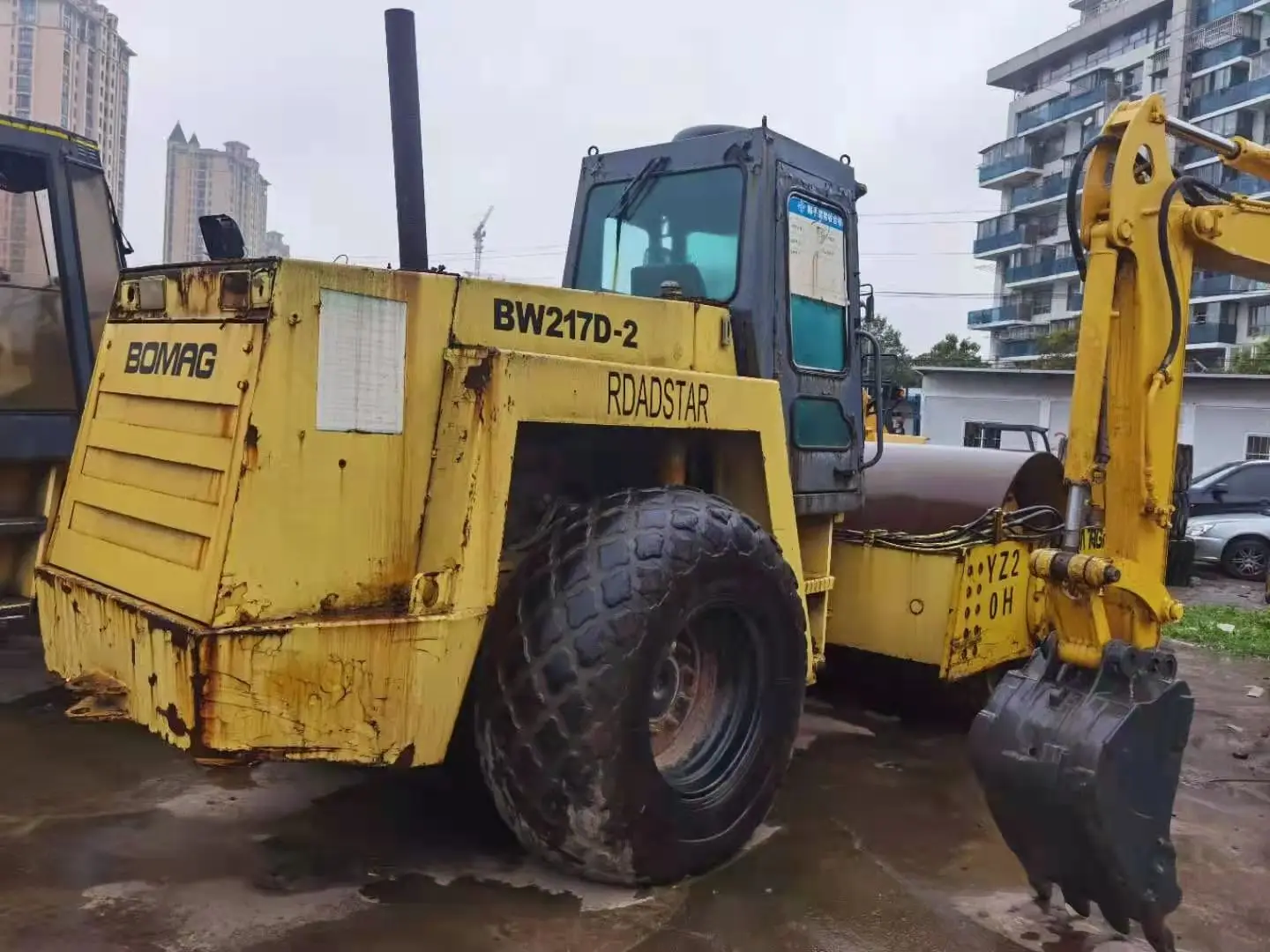 Б/у Дорожный Каток Bomag BW217D, б/у уплотнитель Bomag BW217 BW219 BW213, дорожный каток, уплотнитель на продажу