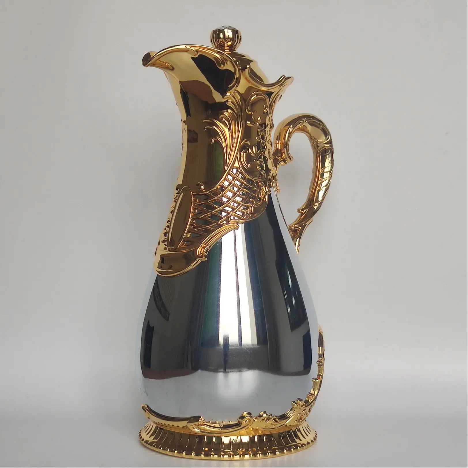 hot sale 800ml High Quality Gold Metal Thermos Vacuum Flask Thermal Coffee Tea Pot