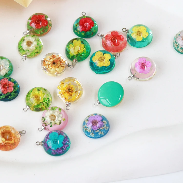 Fashion Jewelry Pendants Acrylic Real Dried Flower Charm Wholesale High Quality Resin Earring Charms