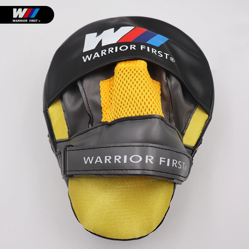 Custom logo Essential Curved Boxing MMA Punching Mitts