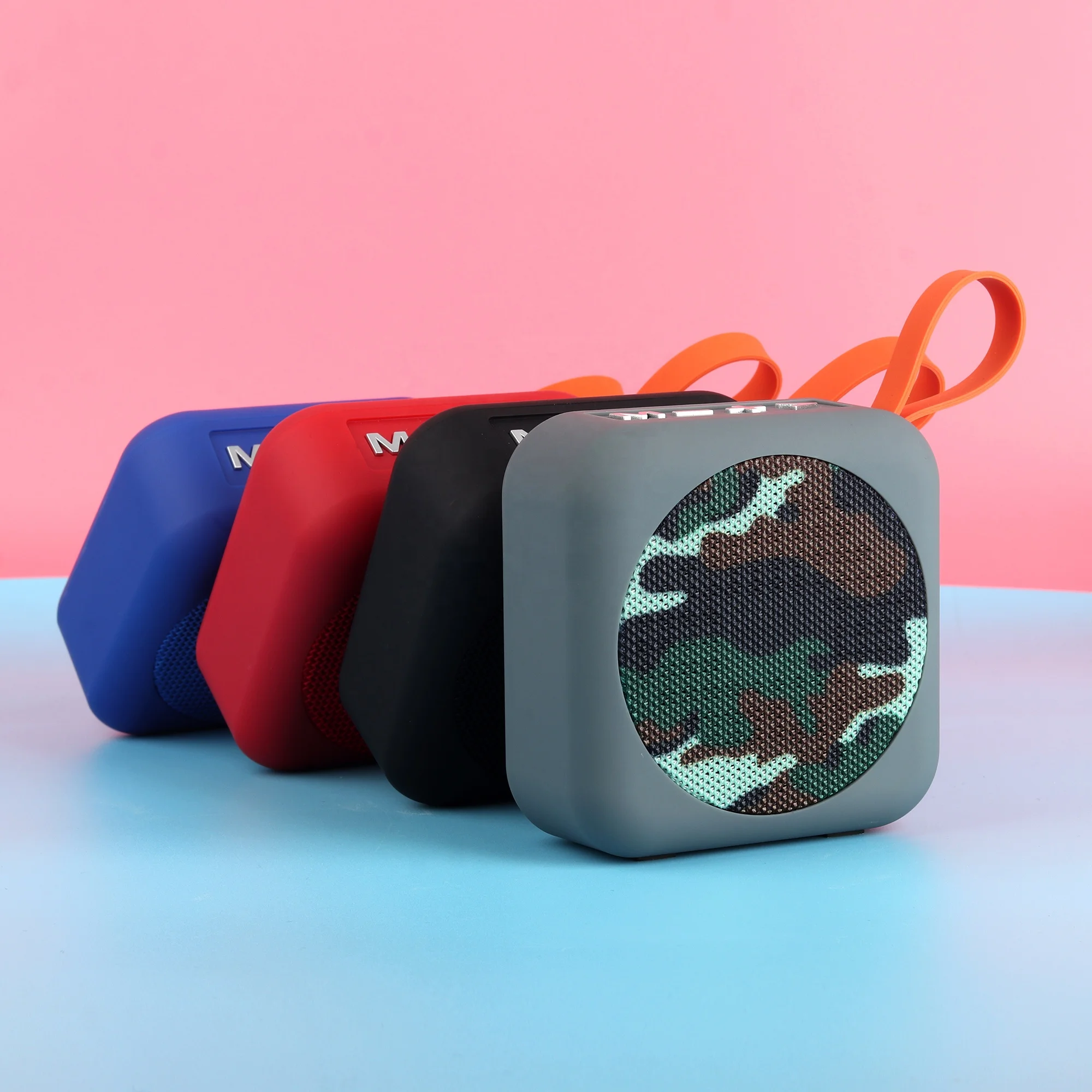 Somostel Factory Supply New Design Magic Go Outdoor Soundbox Portable Mini Speaker Wireless Soundbox With Hanging Strap