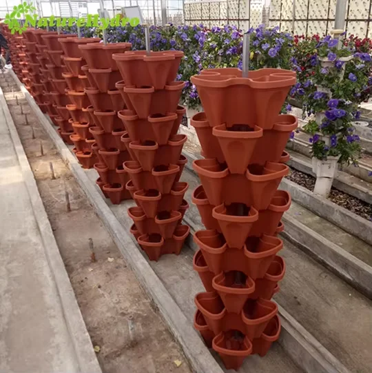 Durable Small Modular Plastic Stacking Planter Levitating Garden Vertical Tower Flower Planters Outdoor Nursery Pots