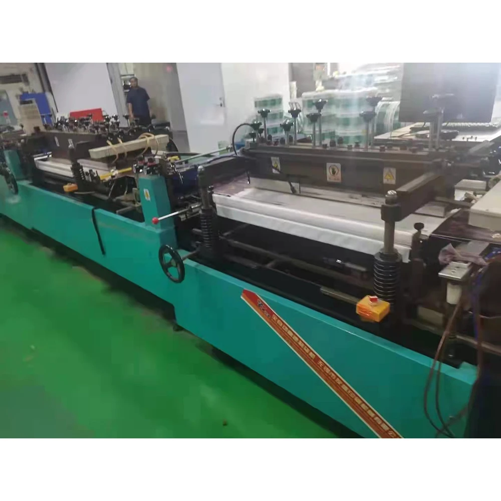 Auto three side sealing zipper bag making machine manufacture the bags plastic