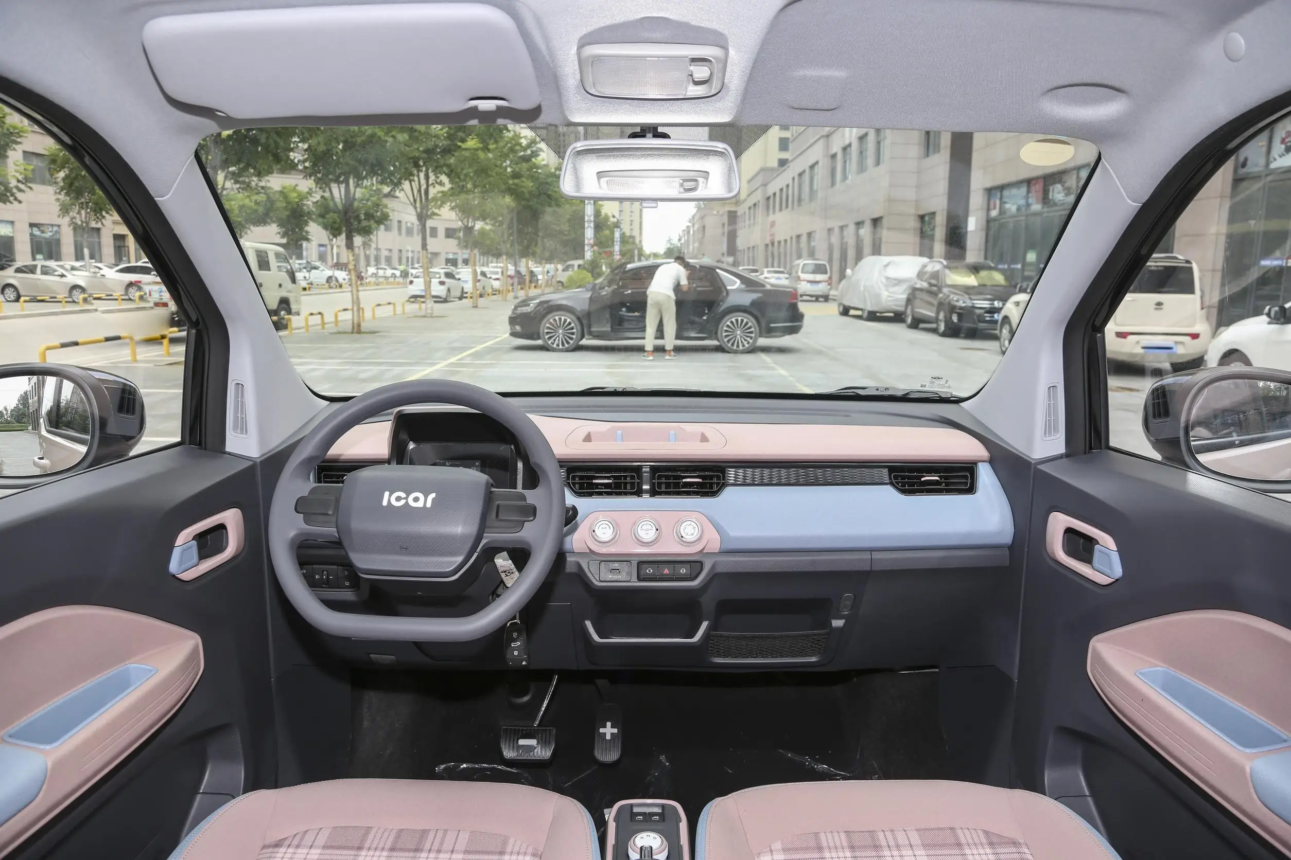 Недорогой маленький Электромобиль сделано в Китае для взрослых 4 колеса chery qq mini ev электромобиль продажи