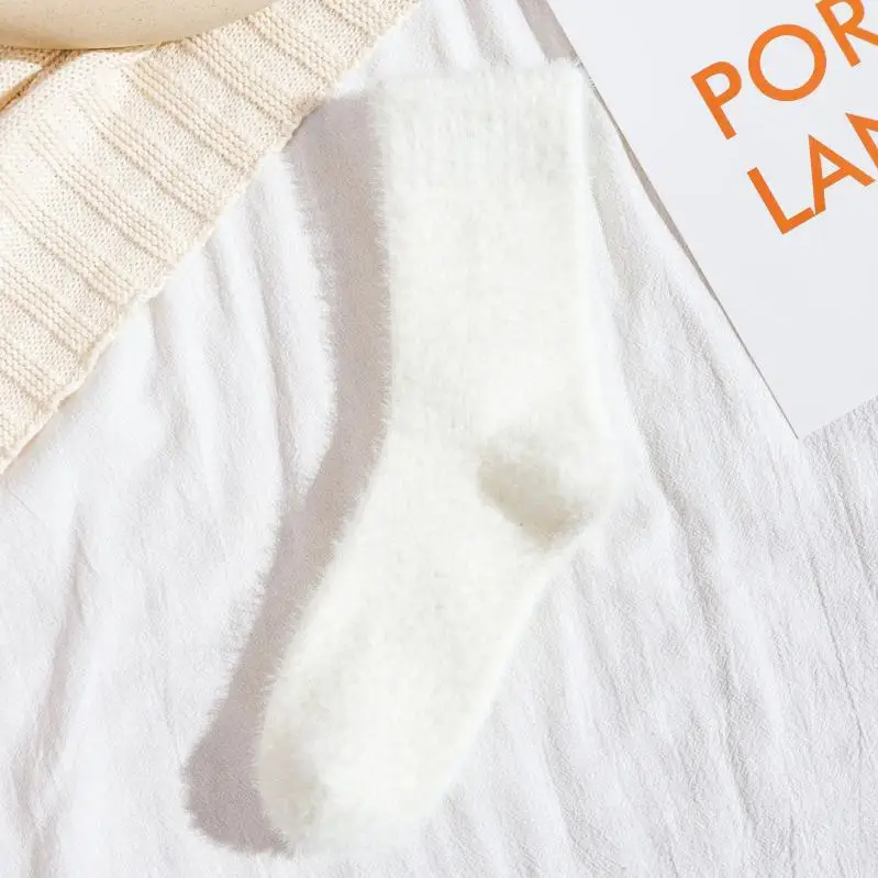 Custom Design Latest Sport Socks Pack Of Non Slip With Pockets Fuzzy Cotton Kids Merino Wool Dino Socks