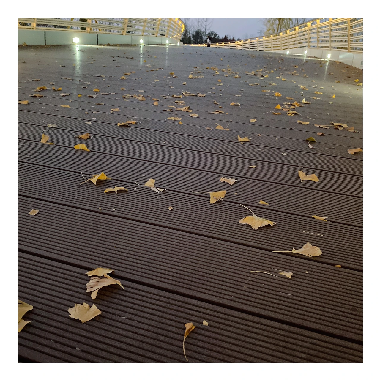 Modern Design Outdoor WPC Decking Board Teak Wood Plastic Composite Exterior Hardwood Flooring Wood Floor Panels