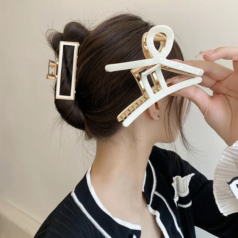 Wholesale Metal  Large Claw Clip White Shark Clip Back head Curly Hair Claw Clip Elegant Solid Hair Claw