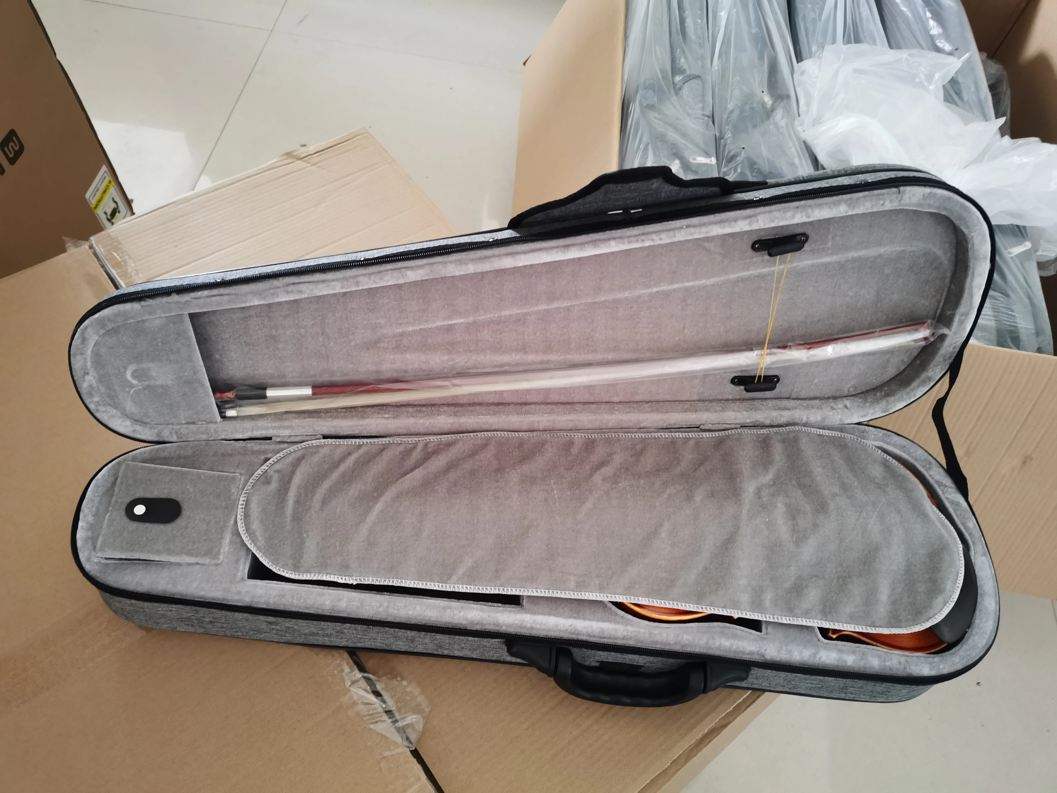 Wholesale Solid Wood Violino Chinese 4/4-1/4 Premium Beginner Violin Outfit with case and Bow(AVL235AH)