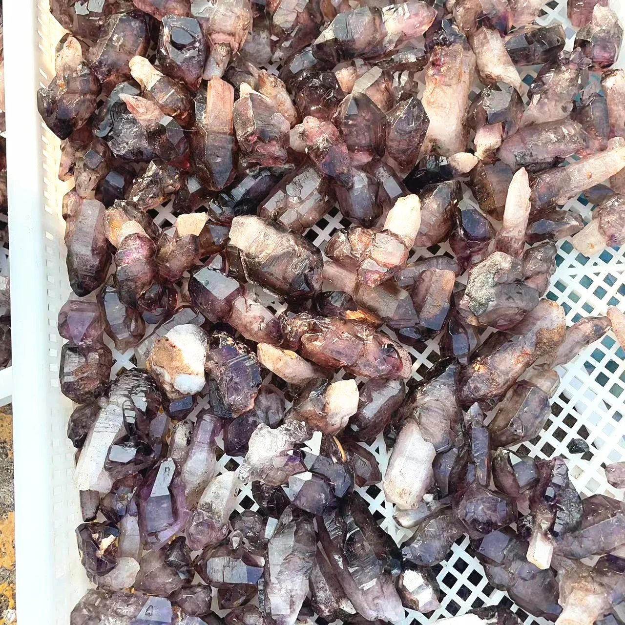 Wholesale Natural Raw Crystal Super 7 Seven Crystal Points super seven crystal Backbone