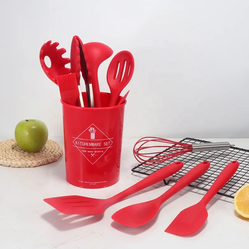 2021 New Food Grade Silicone Dining Utensil Set  Kitchen Accessories Silicone Rubber Heat Resistant Kitchen Utensils With Bucket